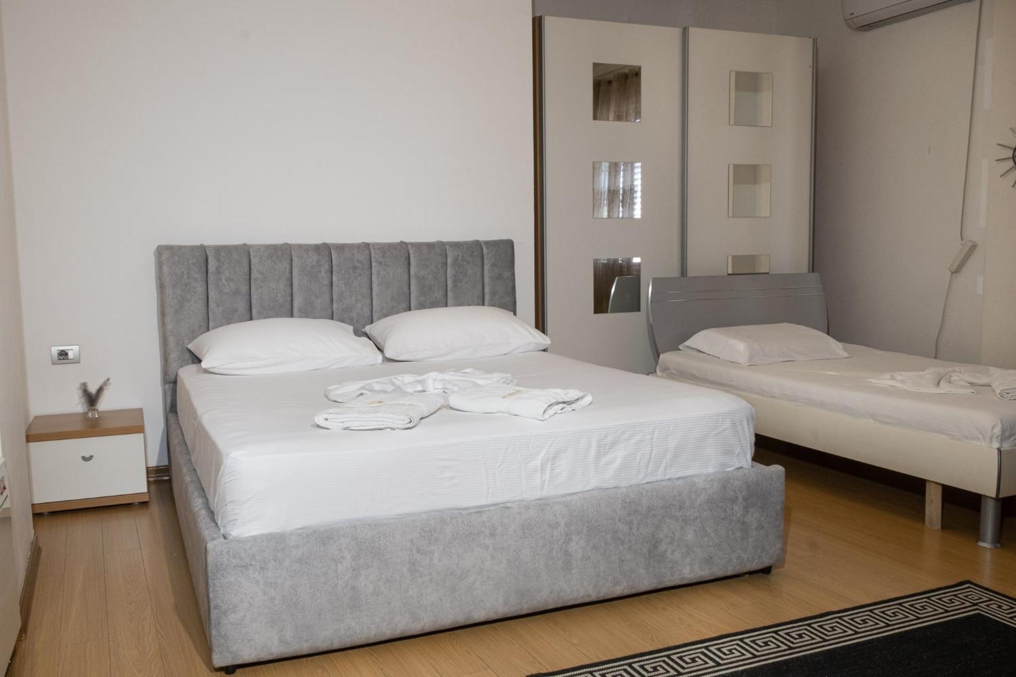 Albjona Guesthouse Tirana Kültér fotó