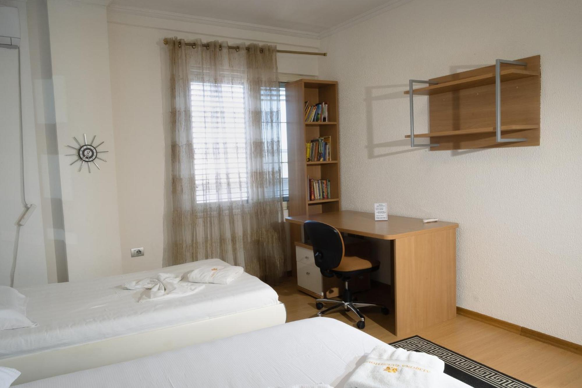 Albjona Guesthouse Tirana Kültér fotó