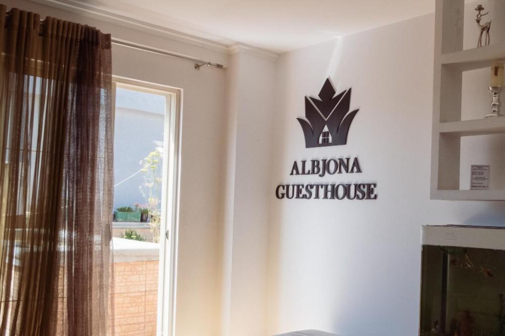 Albjona Guesthouse Tirana Kültér fotó