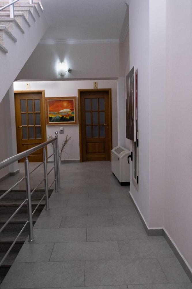 Albjona Guesthouse Tirana Kültér fotó